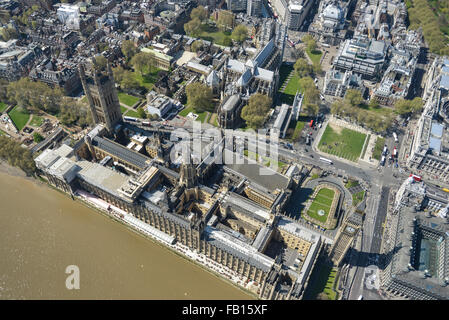 Eine steile Luftaufnahme der Houses of Parliament, Westminster Stockfoto