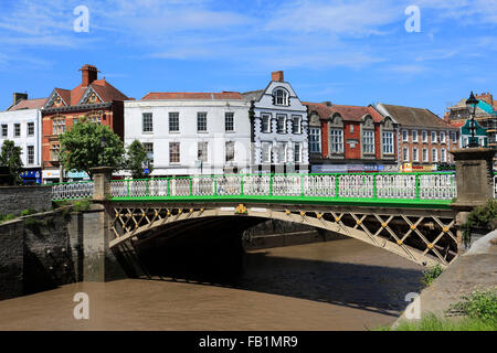 Gusseisen-Stadtbrücke oder Bridgwater Brücke Fluß Parrett, West Quay, Bridgwater Town, Somerset, England. Stockfoto