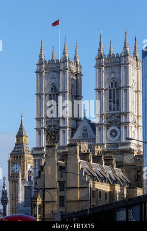 Kathedrale von Westminster Abbey und Big Ben in London England Vereinigtes Königreich Großbritannien Stockfoto