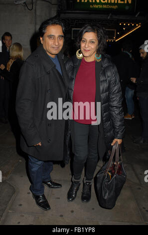 "Henker" spielen Presse Nacht am Wyndham es Theater Featuring: Sanjeev Bhaskar, Meera Syal wo: London, Vereinigtes Königreich: 7. Dezember 2015 Stockfoto