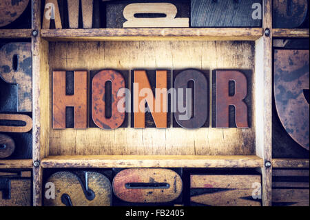Das Wort "Ehre" in Vintage Holz Buchdruck Art geschrieben. Stockfoto