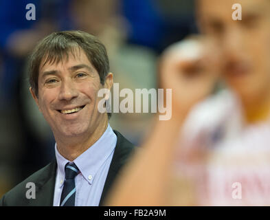 Berlin, Deutschland. 7. Januar 2016. Frankreichs Trainer Laurent Tillie Olympia-Qualifikation der Männer-Volleyball match Frankreich Vs Finnland in Berlin, Deutschland, 7. Januar 2016. Foto: Soeren Stache/dp/Dpa/Alamy Live News Stockfoto