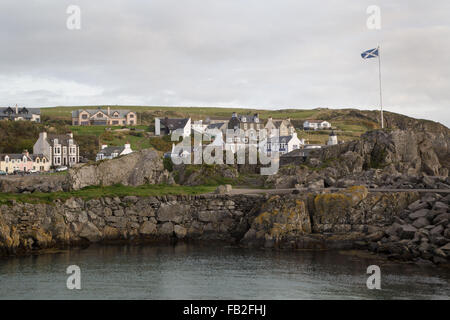 Am späten Nachmittag Sonne trifft die Küste bei Portpatrick in Dumfries und Galloway, Schottland, Großbritannien. Stockfoto