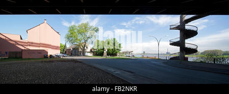 Duisburg-Homberg, Blick Unter der A40 Zur Wilhelmallee Stockfoto