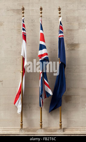 London, Whitehall, dreiteiligem Vor Dem Commonwealth-Büro Stockfoto