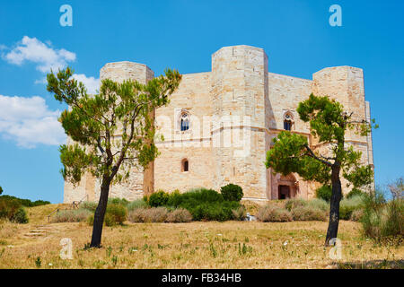 13. jahrhundert Castel del Monte (Burg des Berges), Andria, Apulien, Italien, Europa Stockfoto