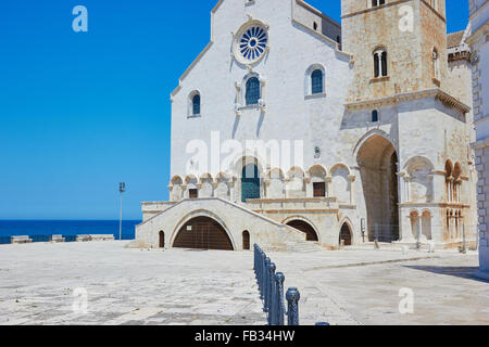 12. Jahrhundert romanischen Kathedrale von Trani, (Kathedrale San Nicola Pellegrino), Trani, Apulien, Italien Stockfoto