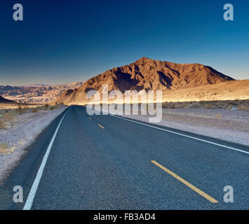 Sheephead Berg von der Straße in der Nähe Salsberry Frühjahr Salsberry Pass, Mojave-Wüste, Death Valley Nationalpark, Kalifornien Stockfoto