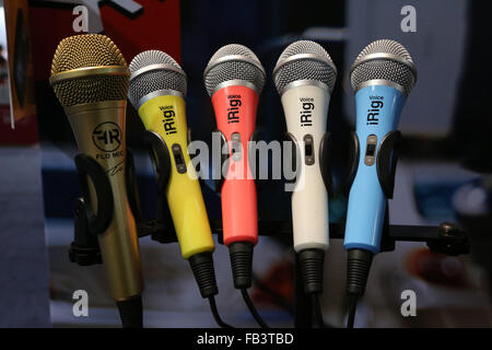 Las Vegas, Nevada, USA. 7. Januar 2016. Einem geschätzten 165.000 Fachbesucher stieg auf Las Vegas, Nevada der Woche vom 6. bis 9. Januar 2016 für die Consumer Electronics Show. Bildnachweis: Craig Durling/ZUMA Draht/Alamy Live-Nachrichten Stockfoto