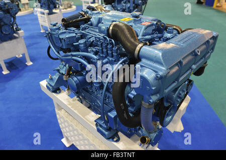 London, UK. 8. Januar 2016. Kubota N4.115 Marine-Motor auf dem Display im Handelsteil der London Boat Show im ExCeL Exhibition Centre. Bildnachweis: Michael Preston/Alamy Live-Nachrichten Stockfoto