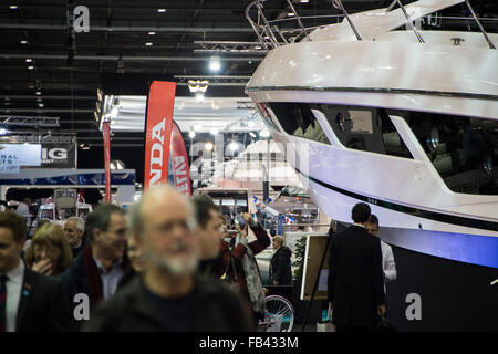 London, UK. 8. Januar 2016. Öffnet sich London Boat Show im Ecel Centre in London. Bildnachweis: Guy Bell/Alamy Live-Nachrichten Stockfoto