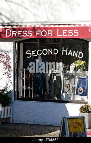 Fenster ein womans Kleidung aus zweiter hand Shop (Dress For Less) Stockfoto