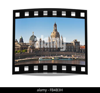 Flotte Parade der historischen Raddampfer, jedes Jahr am 1. Mai auf der Elbe vor der alten Stadt von Dresden, Deutschland Stockfoto