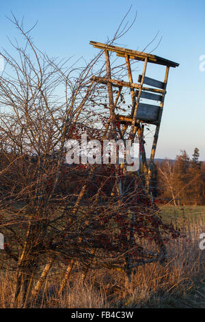 Jäger-Hochsitz Jagd Holzturm Stockfoto