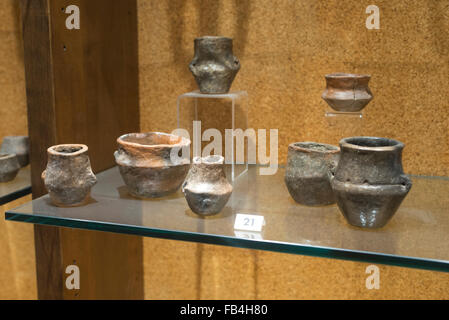 Zimmer ab der Bronzezeit, Nationales Archäologisches Museum von Cagliari, Sardinien Stockfoto