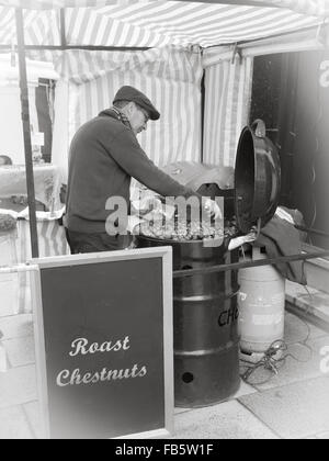 Kastanien Weihnachten Braintree Town Center Markt Stockfoto