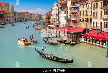 Gondel auf dem Canal Grande (Canal Grande), Venedig, Veneto, Italien, UNESCO Stockfoto