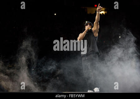 Rosemont, Illinois, USA. 23. Mai 2015. Rapper NELLY tritt auf der NKOTB Main Event Tour in der Allstate Arena in Rosemont, Illinois © Daniel DeSlover/ZUMA Draht/Alamy Live News Stockfoto