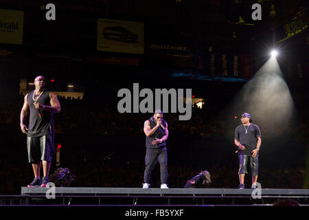 Rosemont, Illinois, USA. 23. Mai 2015. Rapper NELLY tritt auf der NKOTB Main Event Tour in der Allstate Arena in Rosemont, Illinois © Daniel DeSlover/ZUMA Draht/Alamy Live News Stockfoto