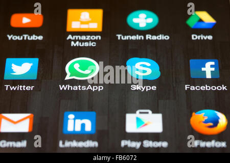 Eine Nahaufnahme von einem Handy-Bildschirm zeigt gemeinsame apps Stockfoto