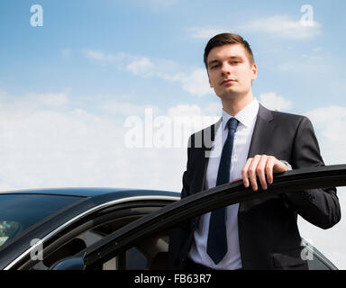 Hübscher junger Geschäftsmann Stockfoto