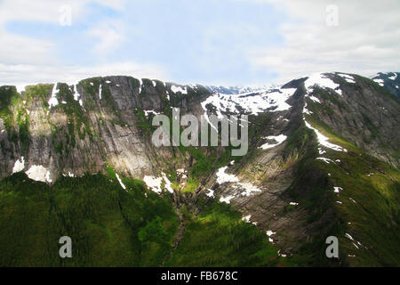 Aerial Landschaft bei einem Rundflug von Bergen in der schönen Misty Fjords in der Nähe von Ketchikan, Alaska Stockfoto