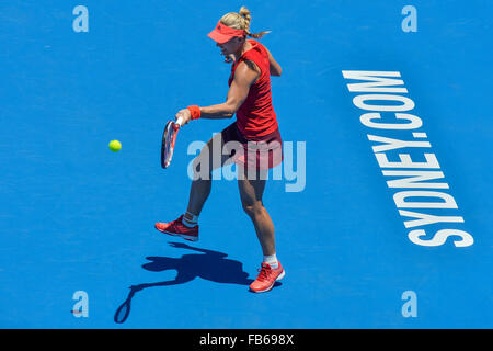 Sydney, Australien. 11. Januar 2016. Angelique Kerber (GER) in Aktion gegen Elina Svitolina (UKR) während ihre Frauen Singles match am 2. Tag bei Apia International Sydney. Bildnachweis: Action Plus Sport Bilder/Alamy Live News Stockfoto