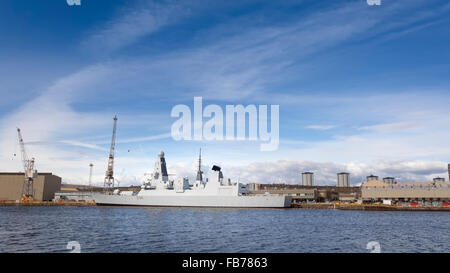 HMS Defender (D36) Typ 45 oder GEWAGTE-Klasse der britischen Royal Navy Air-defense Zerstörer. Model Release: Nein Property Release: Nein. Stockfoto