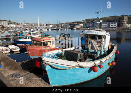 Angelboote/Fischerboote im Hafen von Swansea in Wales, Stockfoto