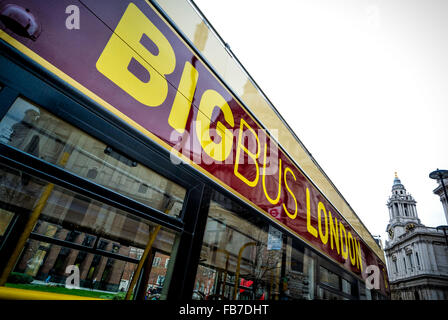 BIG BUS LONDON Zeichen auf der touristischen Sightseeing-Bus, London, UK. Stockfoto