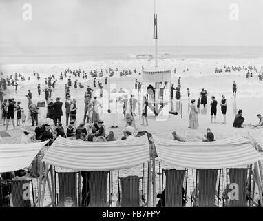 Strandszene, Atlantic City, New Jersey, USA, um 1910 Stockfoto