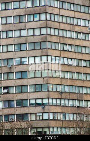 London, UK, 11. Januar 2016, der konservative Regierung verspricht zu zerstören und den Wiederaufbau der schlimmsten hundert einsinken Stände Stockfoto