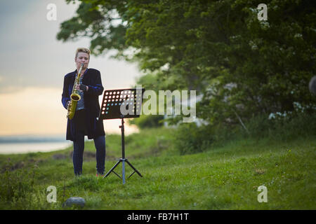 BBC Music Day "für die Liebe zur Musik" Strand Hadrianswall Sound 2015 bei Bowness auf Solway Sümpfe Sarah Drummond Stockfoto