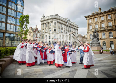 BBC Music Day "für die Liebe zur Musik" Hadrians Wall Sound 2015 bei Newcastle Kathedrale von jungen ChoirThe Kathedrale Kirche von St. Stockfoto