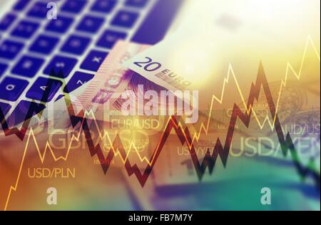 Handelsmärkten. Forex Devisenhandel Konzept mit Computer, Euro-Bargeld und einige Linien-Diagramm-Statistiken. Stockfoto