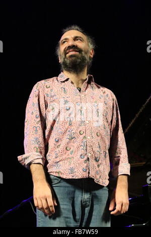 Neapel, Italien. 11. Januar 2016. Stefano Bollani führt am Teatro Augusteo für "Klavier Solo - Arrivano Gli Alieni". © Salvatore Esposito/Pacific Press/Alamy Live-Nachrichten Stockfoto