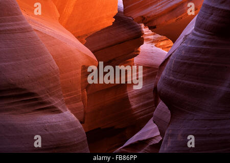 Bunte Sandsteinformationen, Lower Antelope Canyon, Slot Canyon, Page, Arizona, USA Stockfoto