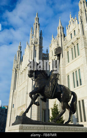 Statue von Robert The Bruce außerhalb Marischal College in Aberdeen, Schottland. Stockfoto