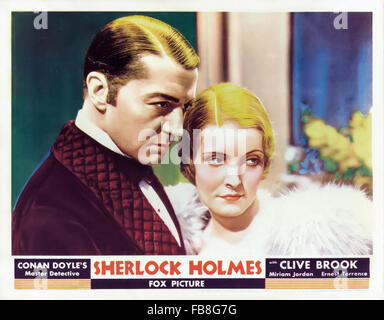 Noch aus 'Sherlock Holmes' 1932 Film unter der Regie von William und starring Clive Brook (Holmes) und Miriam Jordan (Alice Faulkner). Foto der Ursprungskarte Lobby. Stockfoto