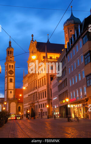 Augsburg, Maximilianstraße, Maximilianstraße, Perlach-Turm, Rathaus, romantische Straße, Romantische Strasse, Schwaben, Bayern, G Stockfoto