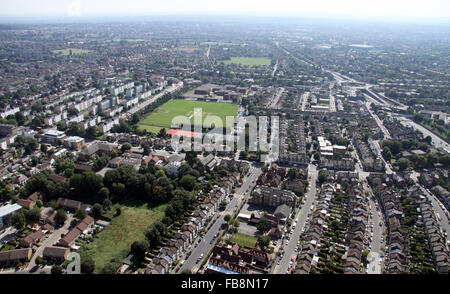 Luftaufnahme von Our Lady of Grace RC Grundschule & Pfarrhaus Field, Blackheath, London SE3, UK Stockfoto