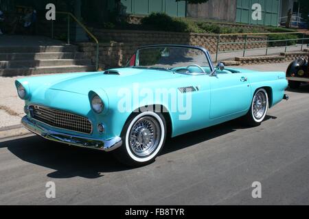 1955 Aqua 'Türkis' blauen Ford Thunderbird Cabrio Stockfoto