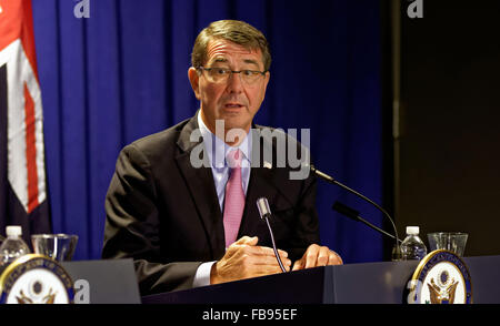 US Verteidigungsminister Ashton Carter auf einer Pressekonferenz in Boston, Ma. Dezember 2015. Foto von Trevor Collens Stockfoto