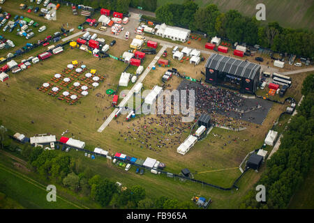 Luftaufnahme, Ruhrpott Rodeo Festival auf dem Flughafen Schwarze Heide am Rande von Bottrop, Dinslaken und Hünxe, Dinslaken, Stockfoto