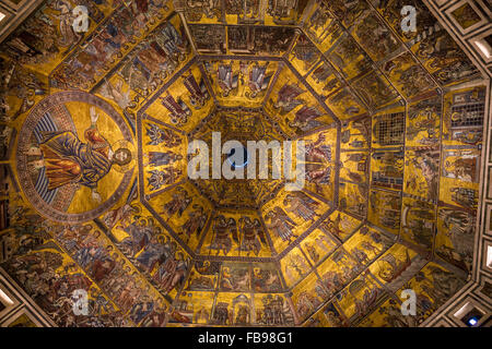 Mosaik-Decke des Baptisteriums von Florenz Stockfoto