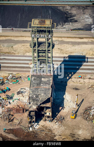 Luftaufnahme, letzte Relikt der Ära mine Walsum, Abbruch Zeche Turm Walsum, Ruhrkohle, Kohle, Schriftzüge, Duisburg, Ruhr, Stockfoto