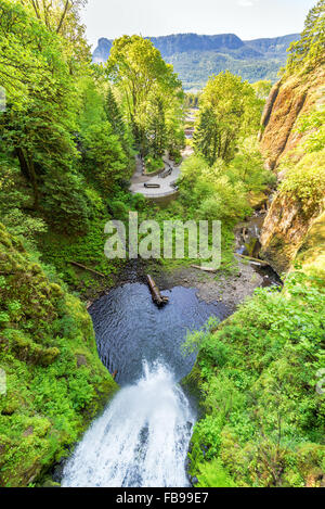 Blick von oben Multnomah Falls in der Columbia River Gorge in Oregon Stockfoto