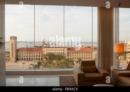 Ein Blick auf den Hafen von Luanda - Angola Stockfoto