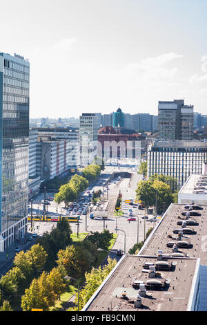 Blick über ehemaligen Osten Berlin, Otto-Braun-Straße und Alexanderplatz Stockfoto