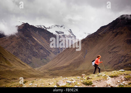 Wanderer auf der Inka-Trail, Peru Choquequirao (Wiege des Goldes). Stockfoto